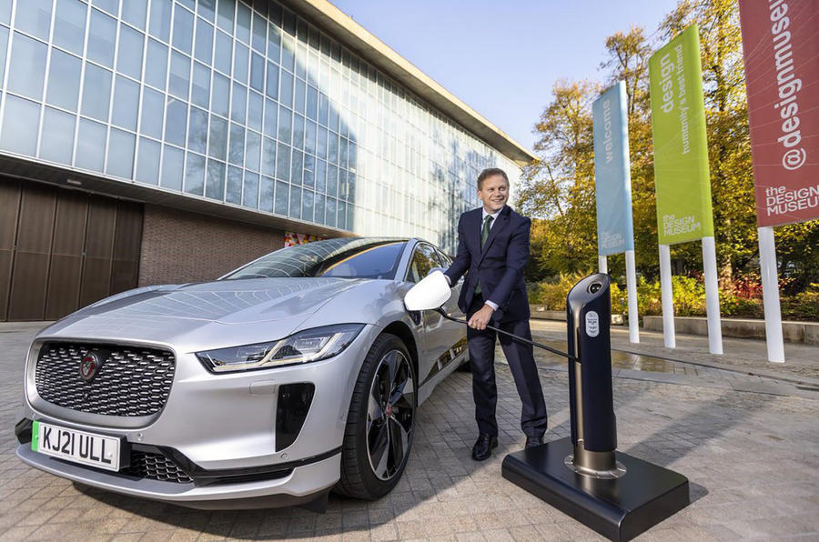 Grant Shapps with an EV charger. He unveiled the RCA's charger design in Glasgow at COP26.